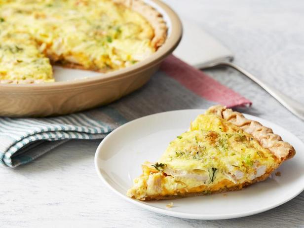 Киш с индейкой и чеддером