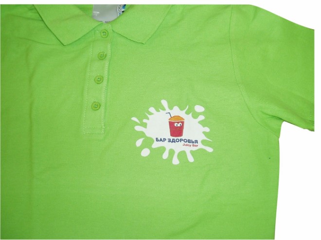 Идеи для бизнес-подарков - футболка с логотипом компании