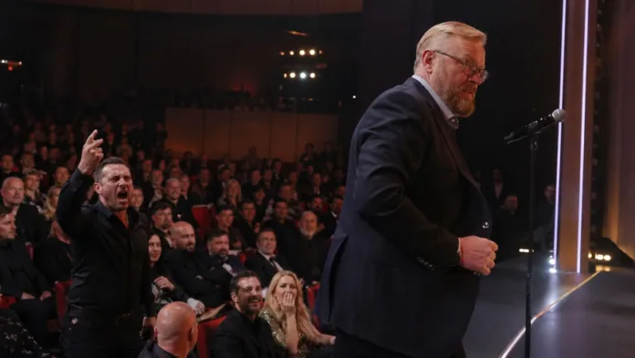 Депутата Милонова грубо послали на премии «Шансон года»