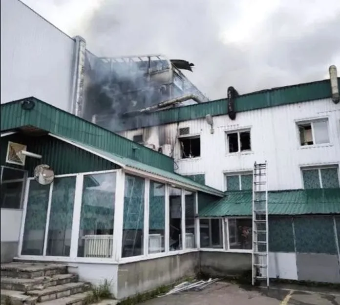В Москве горит хостел