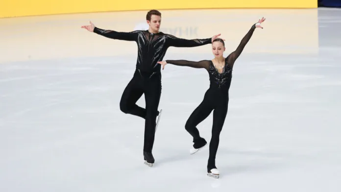 Российские фигуристы заняли весь пьедестал на Kinoshita Group Cup