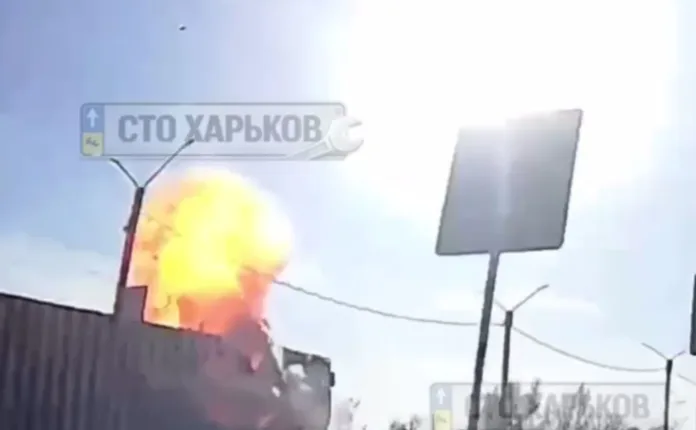 Удар БПЛА разрушил строительный гипермаркет «Будмен» в Харькове