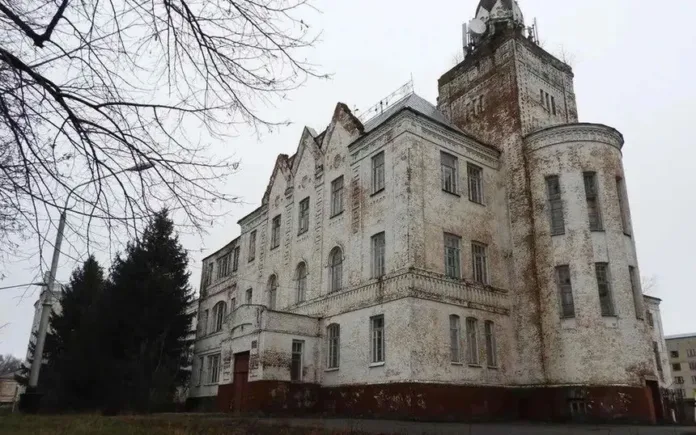 Усадьбы Плевако и «Хогвартс» продают за рубль с условием реставрации