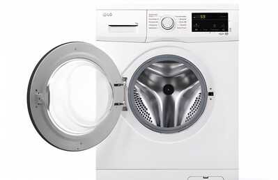 photo 5309828666471084015 y